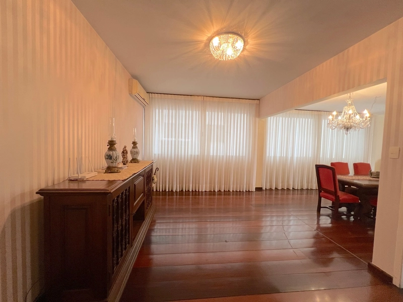 Apartamento á venda com vista Beira Mar - 4 quartos - 226 m²: 4ª foto da galeria de imagens do imóvel
