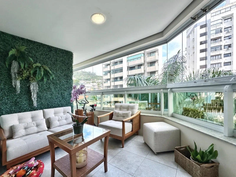 Belíssimo apartamento com vista mar - 3 suítes 211,21 m²: 2ª foto da galeria de imagens do imóvel