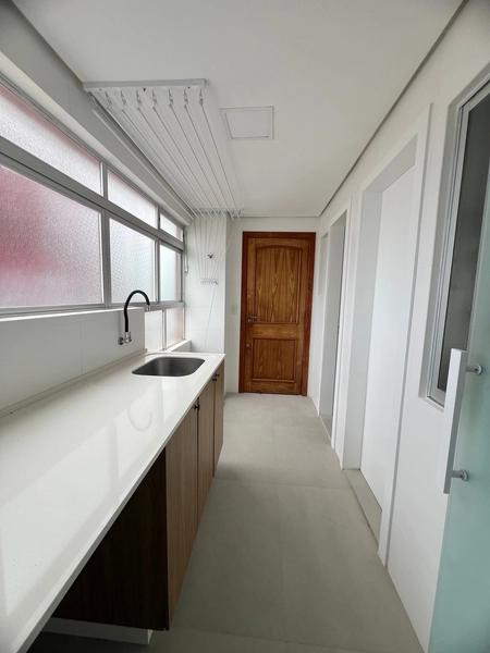 Belíssimo apartamento reformado em frente à Praça Benjamin Constant: 7ª foto da galeria de imagens do imóvel