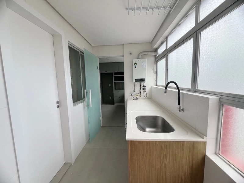 Belíssimo apartamento reformado em frente à Praça Benjamin Constant: 8ª foto da galeria de imagens do imóvel