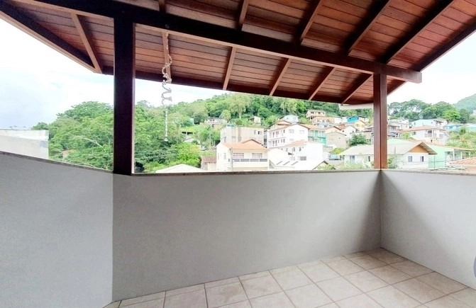 Casa Residencial na Agronômica em Florianópolis com 04 quartos: 11ª foto da galeria de imagens do imóvel