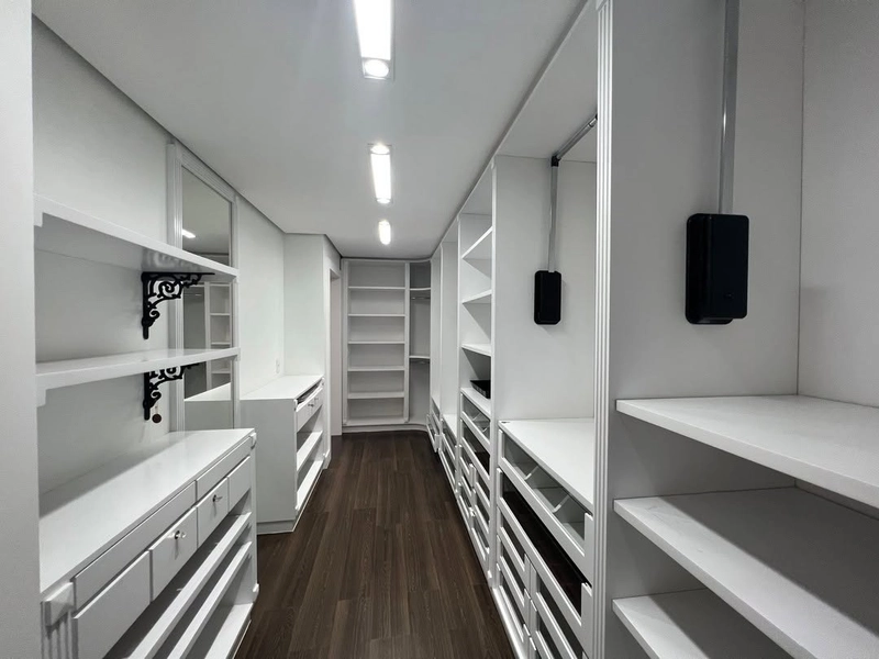 Belíssima Mansão no Corrego Grande com 909m2 privativo: 16ª foto da galeria de imagens do imóvel
