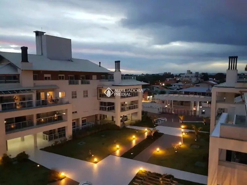 Cobertura no Campeche com 03 dormitórios, sendo 1 suíte 174m²: 1ª foto da galeria de imagens do imóvel