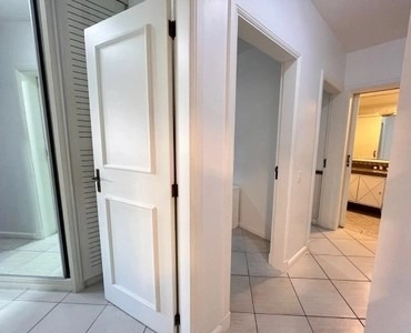 Apartamento a venda em Jurerê Internacional - 128m2: 33ª foto da galeria de imagens do imóvel
