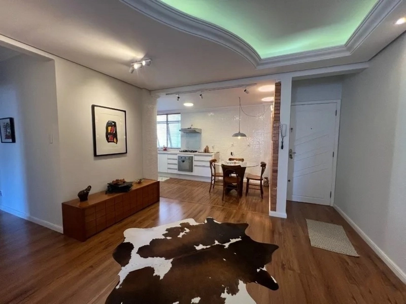 Apartamento a venda no Centro de Florianópolis - 03 quartos - 105m2: 3ª foto da galeria de imagens do imóvel