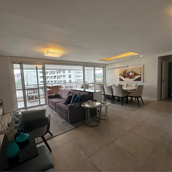 Apartamento a venda no Centro de Florianópolis - 03 quartos - 170m2: 1ª foto da galeria de imagens do imóvel