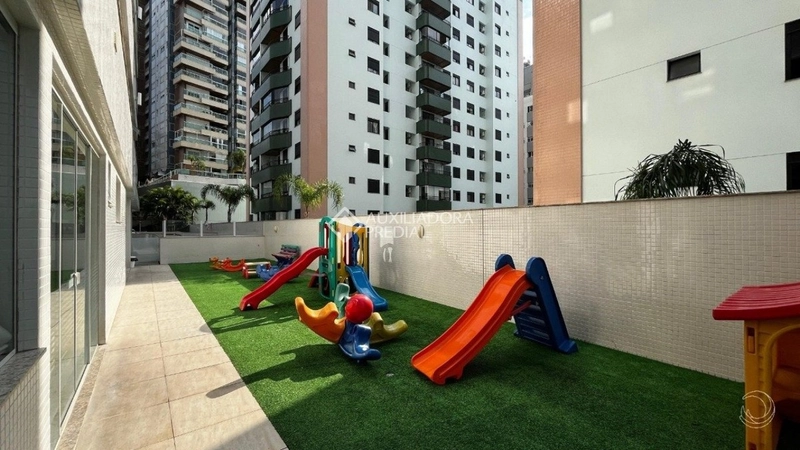 Apartamento a venda no Centro de Florianópolis - 03 suítes - 130,45m2: 28ª foto da galeria de imagens do imóvel