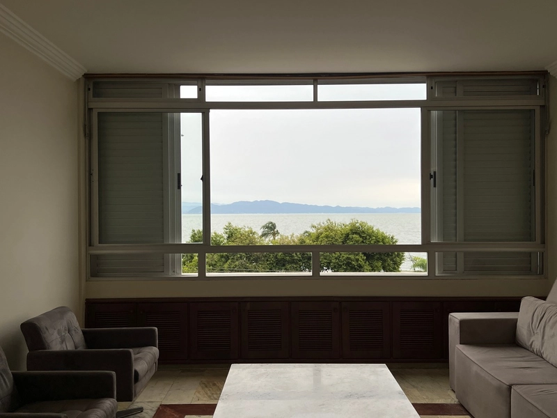 Apartamento a venda na Beira Mar com vista mar - 4 quartos - 161 m²: 1ª foto da galeria de imagens do imóvel