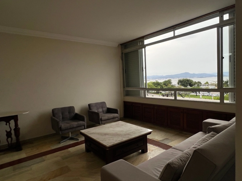 Apartamento a venda na Beira Mar com vista mar - 4 quartos - 161 m²: 3ª foto da galeria de imagens do imóvel
