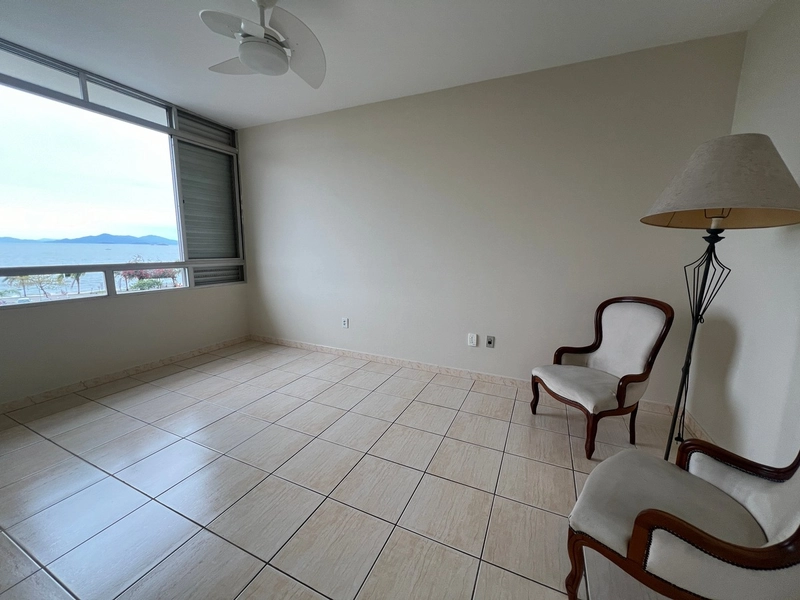 Apartamento a venda na Beira Mar com vista mar - 4 quartos - 161 m²: 11ª foto da galeria de imagens do imóvel