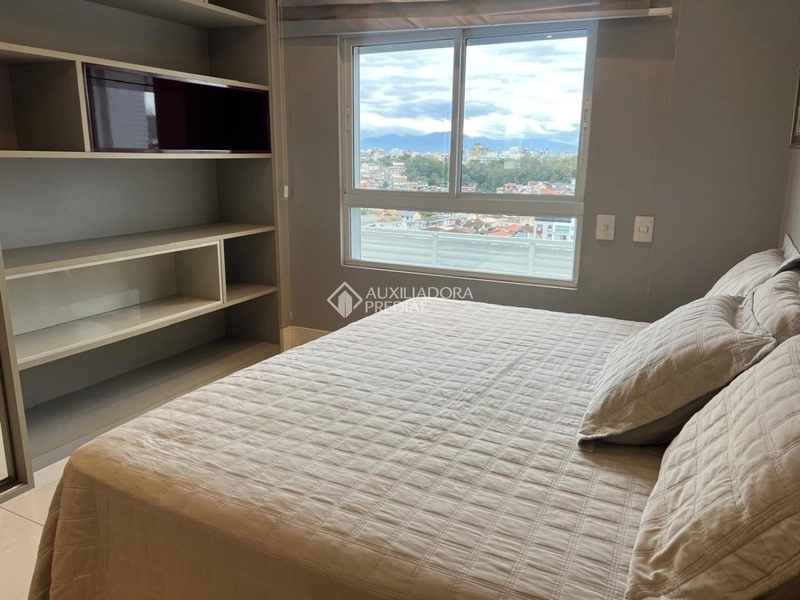Apartamento no bairro Agronômica.: 12ª foto da galeria de imagens do imóvel