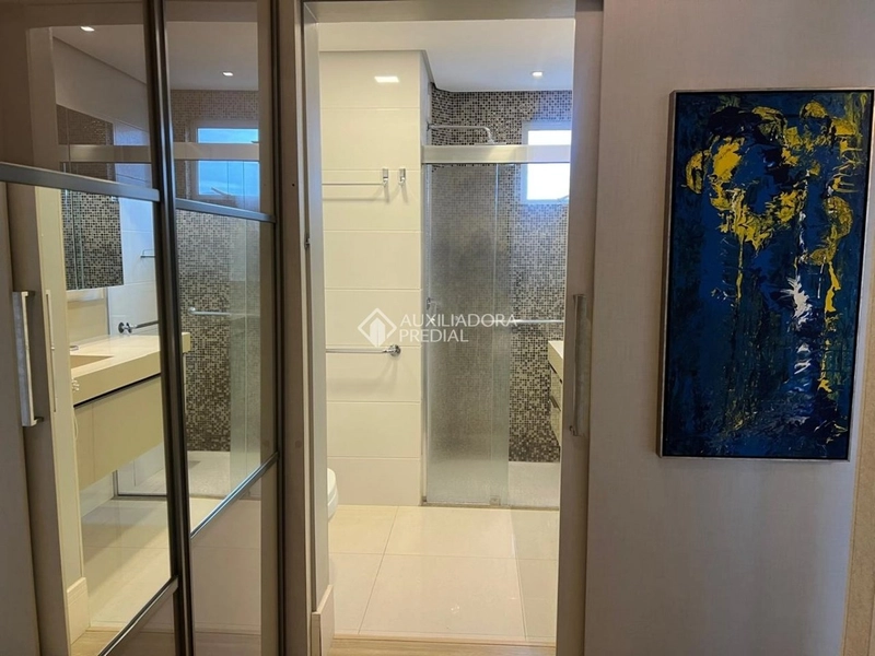 Apartamento no bairro Agronômica.: 4ª foto da galeria de imagens do imóvel