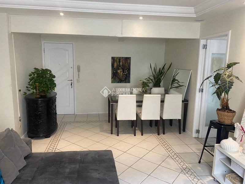 Apartamento a venda no Centro de Florianópolis - 02 quartos - 92,91 m²: 3ª foto da galeria de imagens do imóvel
