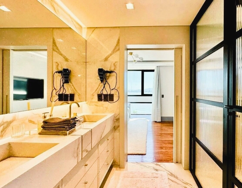 Apartamento a venda com vista para Beira Mar - 250 m²: 17ª foto da galeria de imagens do imóvel