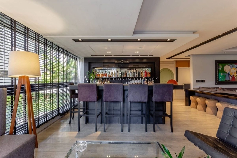 Apartamento a venda no Centro de Florianópolis - 04 quartos - 325 m²: 5ª foto da galeria de imagens do imóvel