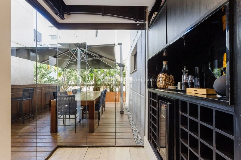 Apartamento a venda no Centro de Florianópolis - 04 quartos - 325 m²: 30ª foto da galeria de imagens do imóvel