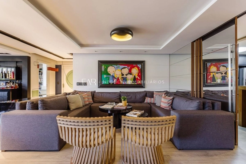 Apartamento a venda no Centro de Florianópolis - 04 quartos - 325 m²: 3ª foto da galeria de imagens do imóvel