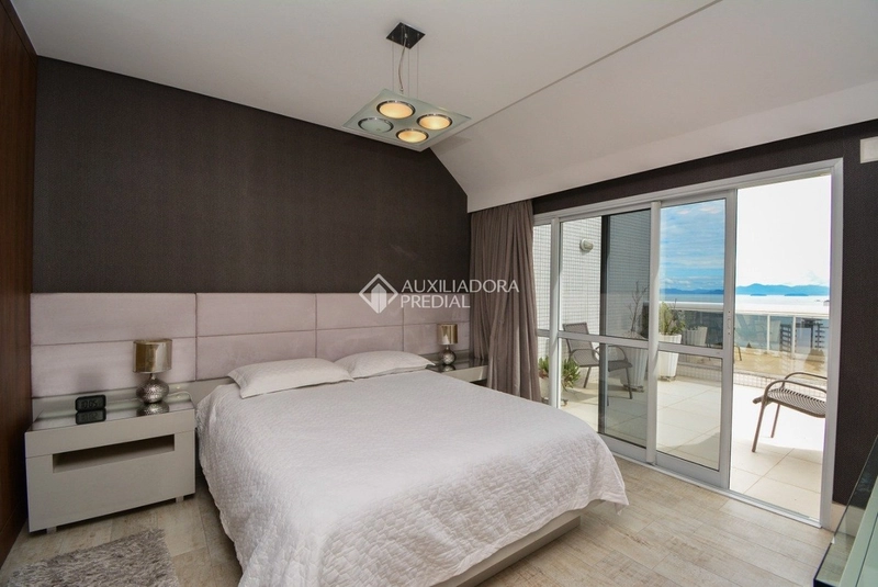 Cobertura a venda no Centro de Florianópolis - 3 suítes - 231 m²: 15ª foto da galeria de imagens do imóvel