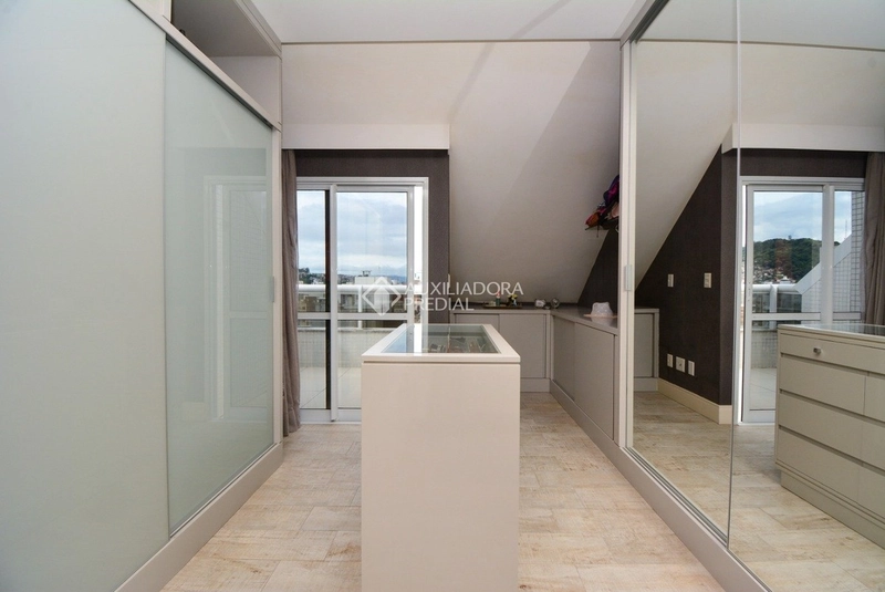 Cobertura a venda no Centro de Florianópolis - 3 suítes - 231 m²: 19ª foto da galeria de imagens do imóvel