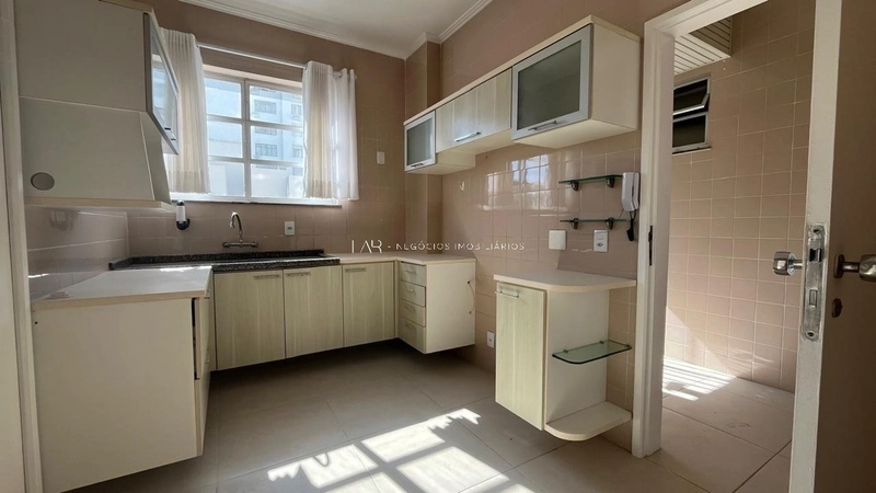 Apartamento a venda no Centro de Florianópolis - 04 quartos - 147,70m2: 7ª foto da galeria de imagens do imóvel