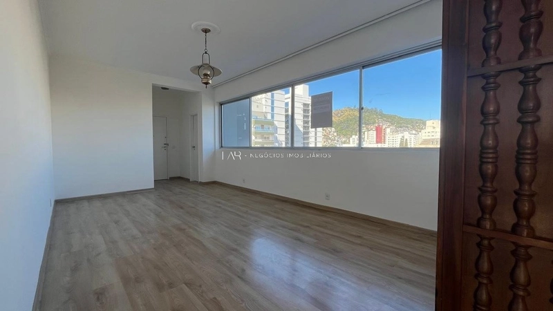 Apartamento a venda no Centro de Florianópolis - 04 quartos - 147,70m2: 3ª foto da galeria de imagens do imóvel