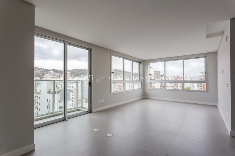 Apartamento novo a venda no Centro de Florianópolis - 03 quartos