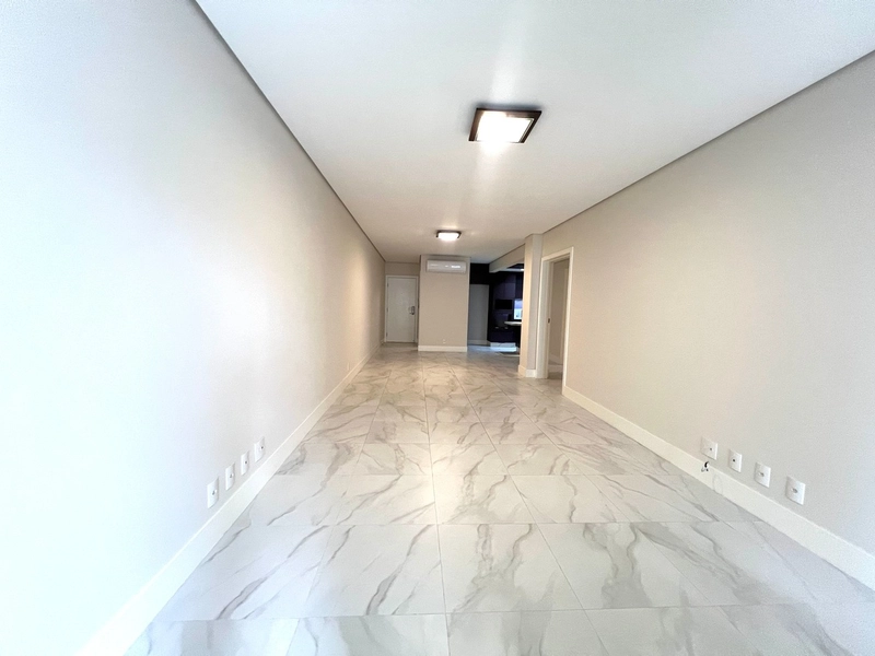 Apartamento de 127m² à venda na Agronômica: 2ª foto da galeria de imagens do imóvel