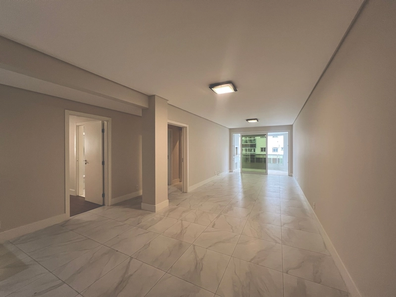 Apartamento de 127m² à venda na Agronômica: 3ª foto da galeria de imagens do imóvel