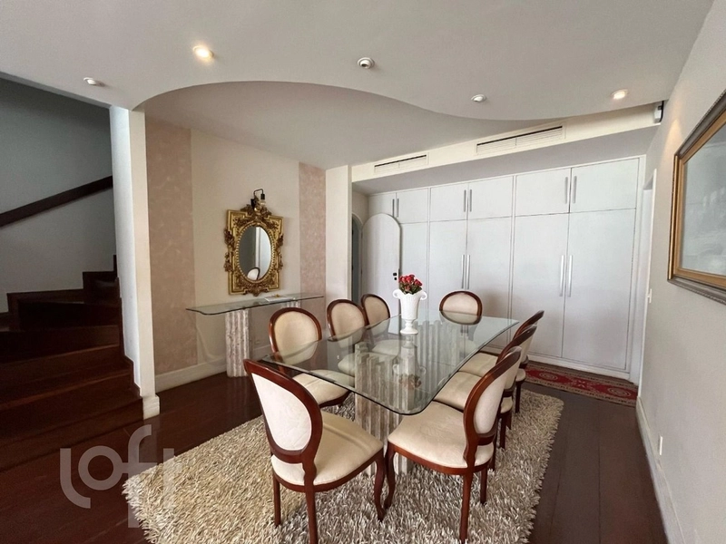 Cobertura triplex frente mar na Beiramar Norte, a melhor vista de Flor: 17ª foto da galeria de imagens do imóvel