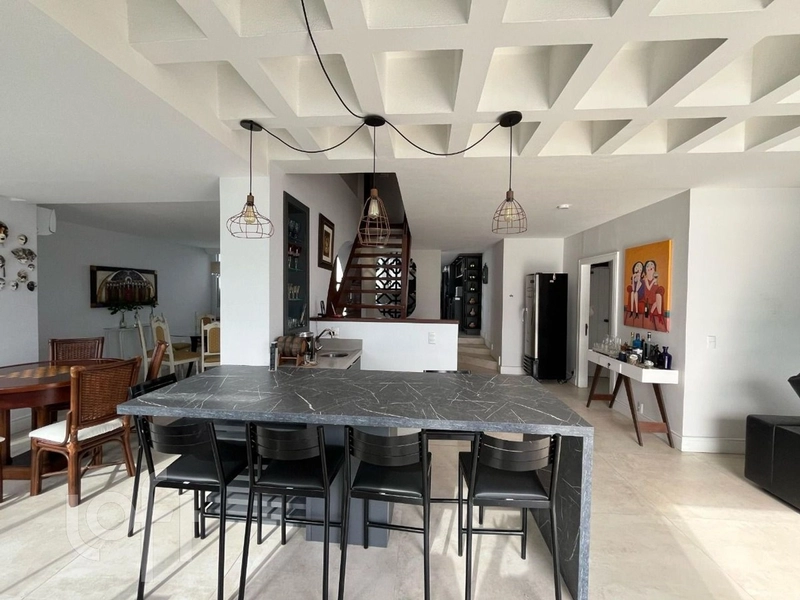 Cobertura triplex frente mar na Beiramar Norte, a melhor vista de Flor: 22ª foto da galeria de imagens do imóvel