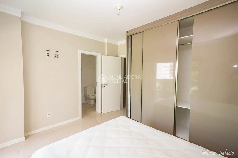 Apartamento à venda em Itacorubi com 127 m² - 4 Quartos - 2 vagas: 19ª foto da galeria de imagens do imóvel