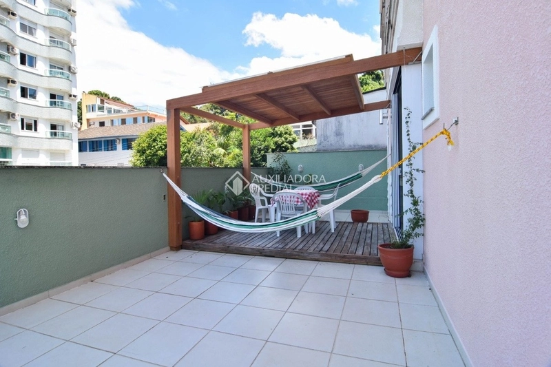 Apartamento na Agronômica com 02 quartos - 107m2: 2ª foto da galeria de imagens do imóvel