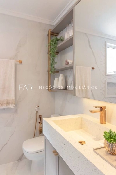 Apartamento de 3 Suítes em um dos Condomínios Mais Charmosos da Ilha: 2ª foto da galeria de imagens do imóvel