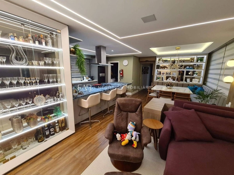 Apartamento de 3 Suítes em um dos Condomínios Mais Charmosos da Ilha: 6ª foto da galeria de imagens do imóvel