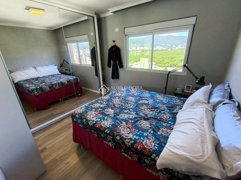 Amplo Apartamento na Trindade com 3 dormitórios em Condomínio Clube: 11ª foto da galeria de imagens do imóvel