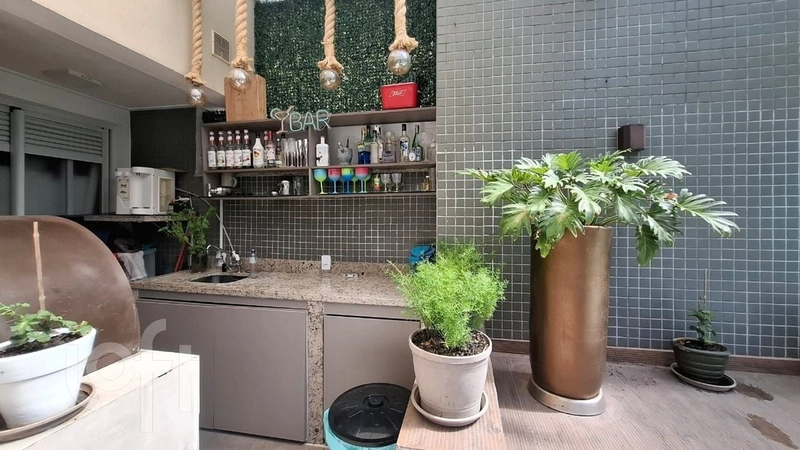 Coberutra à venda em Itacorubi com 147 m², 2 quartos, 1 suíte, 2 vag: 3ª foto da galeria de imagens do imóvel
