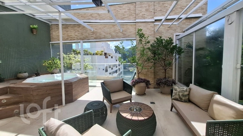 Coberutra à venda em Itacorubi com 147 m², 2 quartos, 1 suíte, 2 vag: 4ª foto da galeria de imagens do imóvel