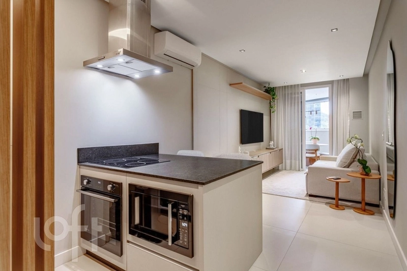 Apartamento a venda no centro 01 dormitório 60m² mobiliado com sacada: 4ª foto da galeria de imagens do imóvel