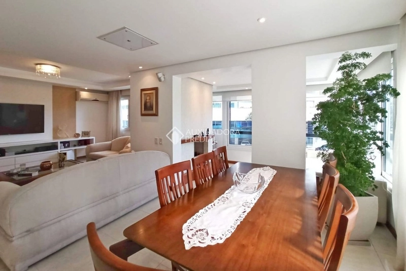 Apartamento a venda a 1 quadra da Beira Mar - 03 quartos - 152,30 m²: 2ª foto da galeria de imagens do imóvel