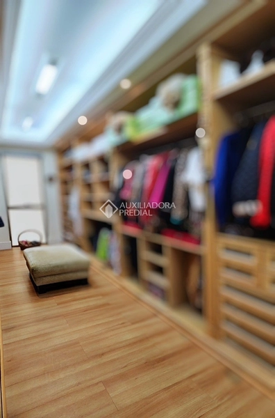 Luxuoso e amplo apartamento de 336m² com 4 Suítes | Semimobiliado | 4: 21ª foto da galeria de imagens do imóvel