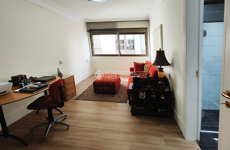 Luxuoso e amplo apartamento de 336m² com 4 Suítes | Semimobiliado | 4: 27ª foto da galeria de imagens do imóvel