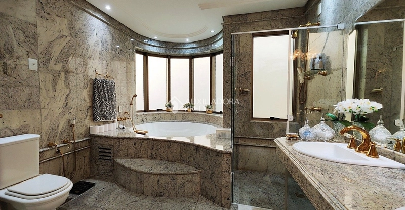 Luxuoso e amplo apartamento de 336m² com 4 Suítes | Semimobiliado | 4: 22ª foto da galeria de imagens do imóvel