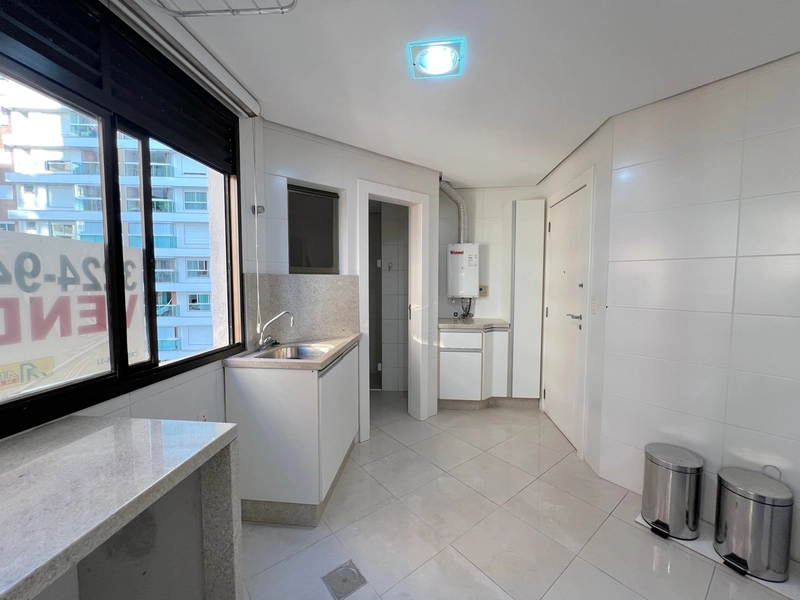 Apartamento espetacular com Vista para o Mar na Beira Mar Norte: 33ª foto da galeria de imagens do imóvel