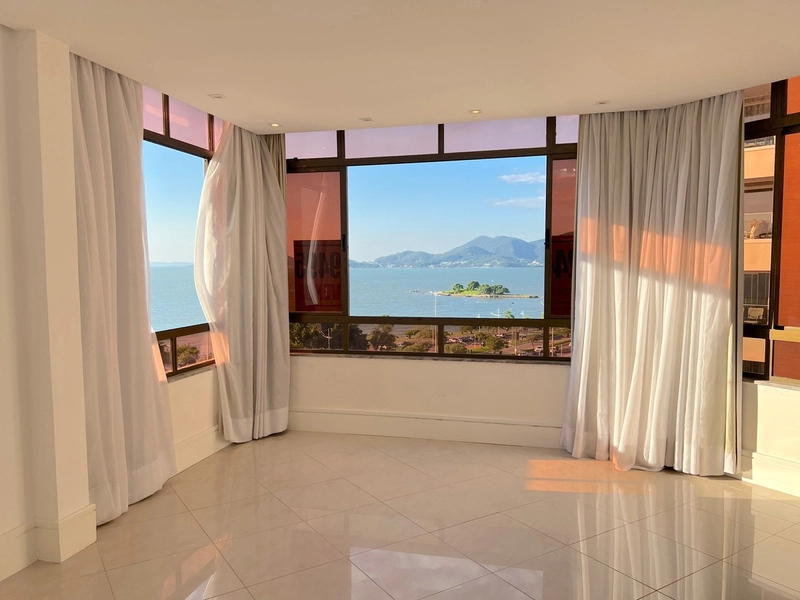 Apartamento espetacular com Vista para o Mar na Beira Mar Norte: 5ª foto da galeria de imagens do imóvel