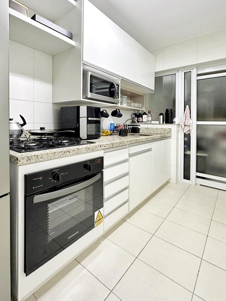Apartamento à Venda próximo a Beira Mar - 02 quartos (1 suíte): 4ª foto da galeria de imagens do imóvel