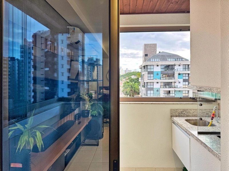 Apartamento à Venda próximo a Beira Mar - 02 quartos (1 suíte): 8ª foto da galeria de imagens do imóvel