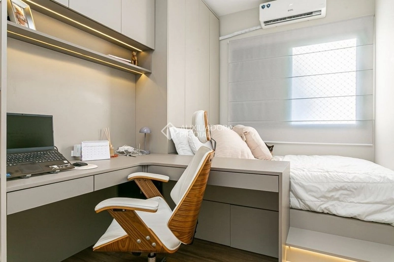 Apartamento reformado com 2 dormitórios e 1 vaga coberta - Agronômica: 10ª foto da galeria de imagens do imóvel