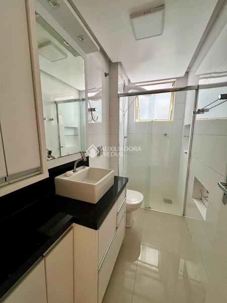 Apartamento com 3 Dormitórios a Poucos Metros do Beiramar Shopping: 18ª foto da galeria de imagens do imóvel