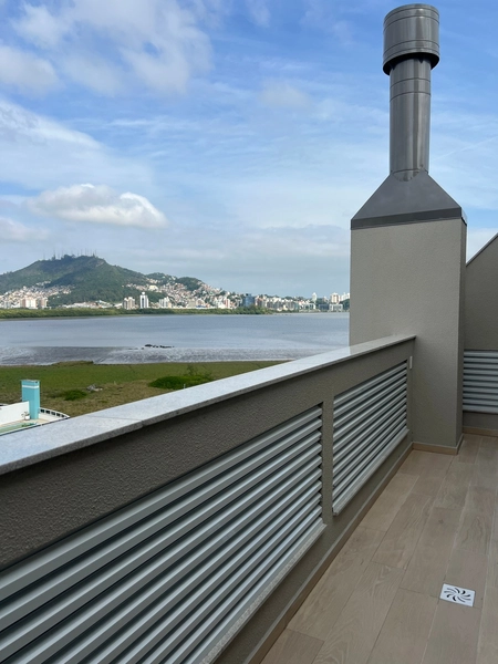 Duplex exclusivo à venda no Harmonie Residencial - frente mar: 3ª foto da galeria de imagens do imóvel