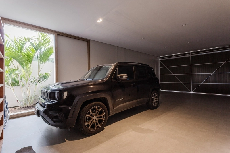 Casa deslumbrante à beira-mar em condomínio exclusivo noCacupé.: 3ª foto da galeria de imagens do imóvel